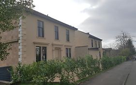 Crosshill House